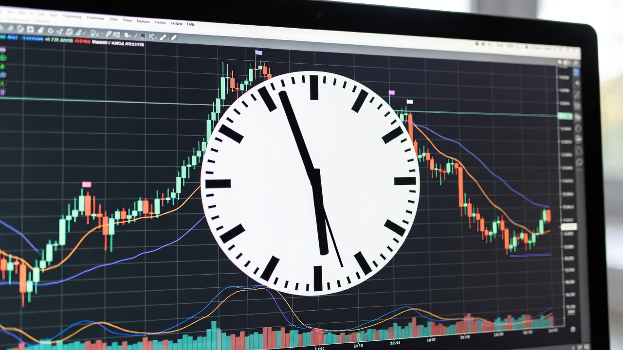 The Hidden Danger for Option Sellers: Early Assignment and Dividend Risk